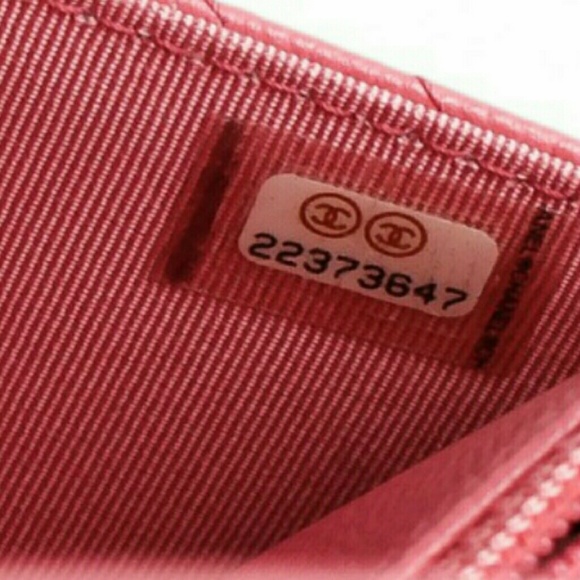 Chanel Pink Caviar Chevron chain Wallet - Picture 8 of 8